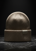 VELMORI Luxe Crest Beanie in beige
